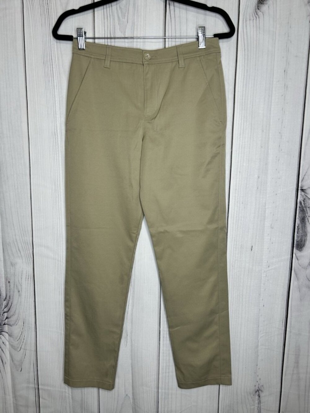 Under Armour Pants Boys Sz 16 (29x27) Loose Fit Stretch Performance Khakis NWT